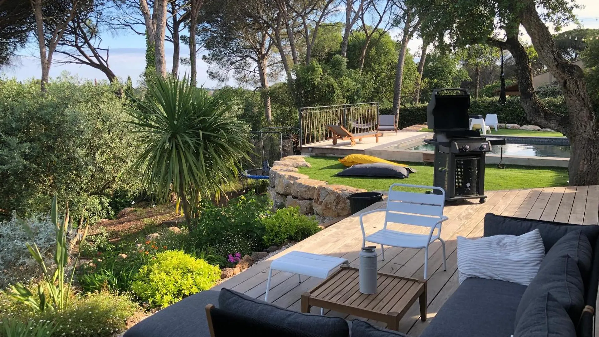 Villa Au Grand Chene Saint-Raphael  France
