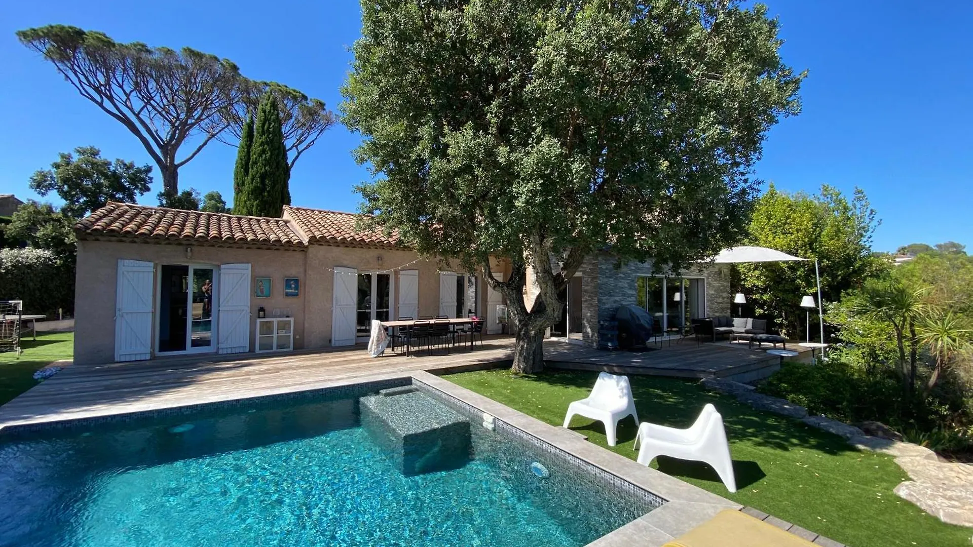 Villa Au Grand Chene Saint-Raphael  France